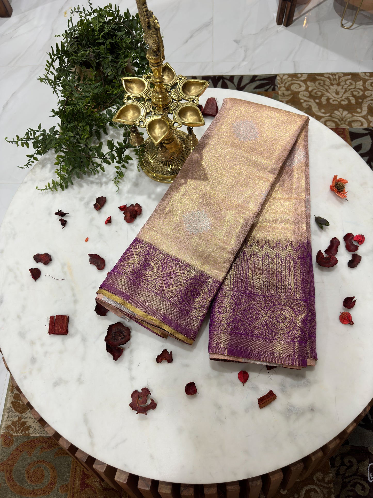 Pink & Purple Ethnic Motifs Zari Silk Blend Banarasi Saree