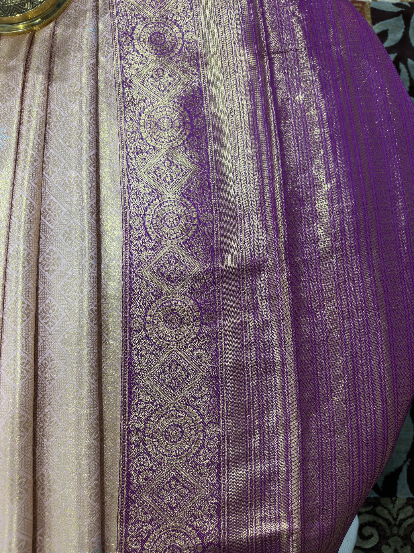 Pink & Purple Ethnic Motifs Zari Silk Blend Banarasi Saree
