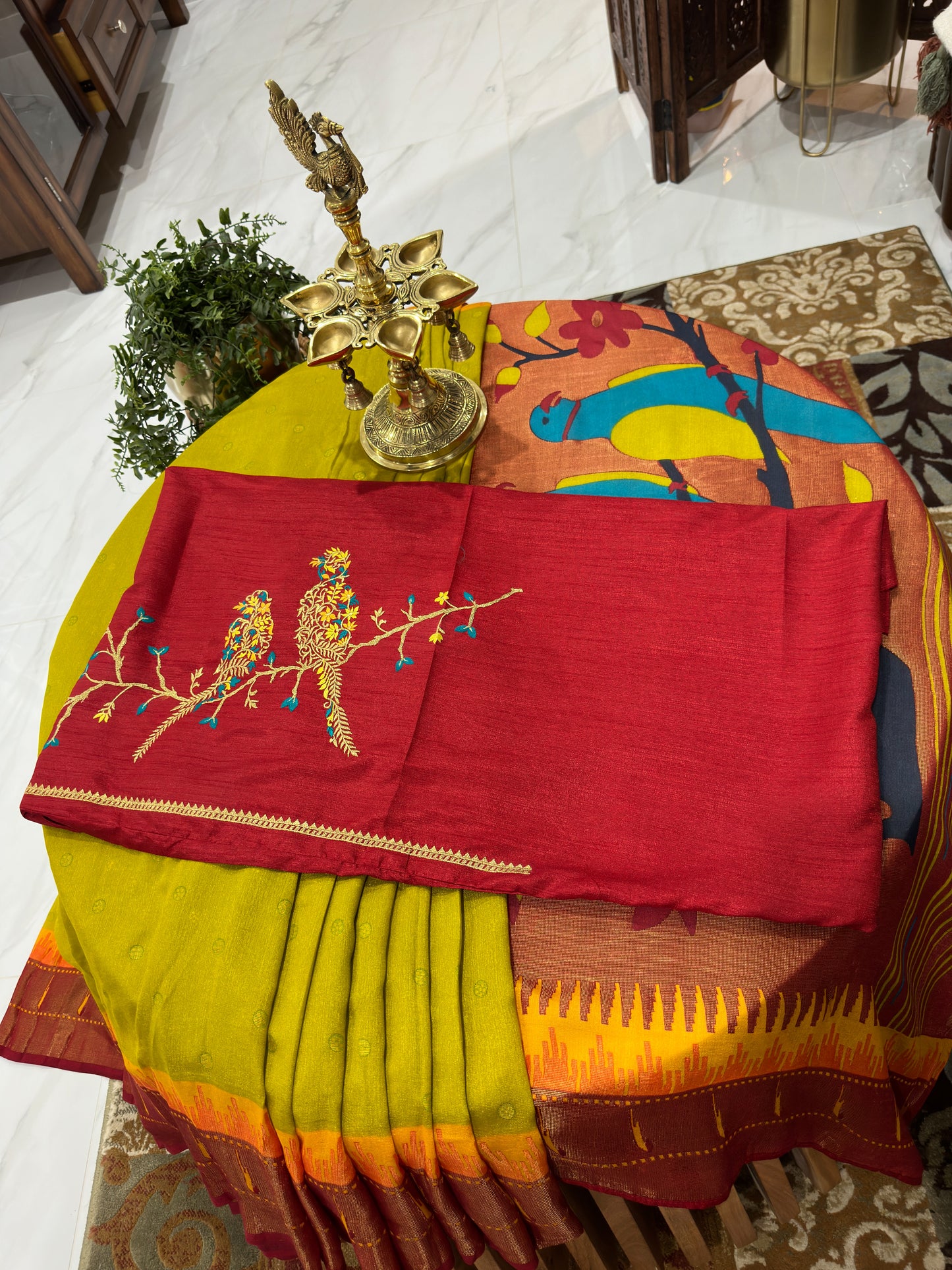 Woven Design Zari Silk Blend Saree