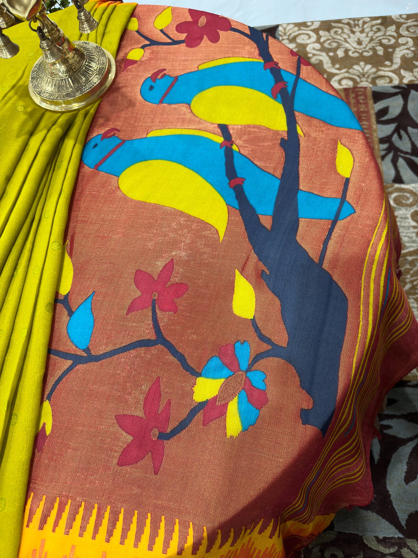 Woven Design Zari Silk Blend Saree