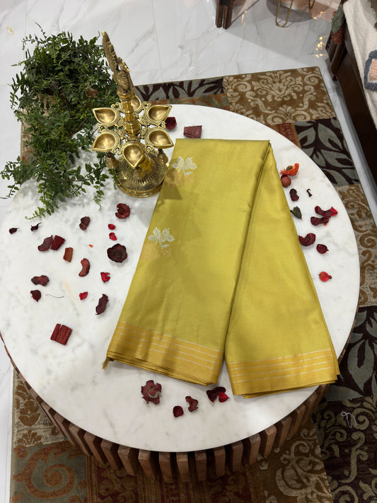 Mustard & Silver-Toned Floral Zari Silk Blend Dharmavaram Saree