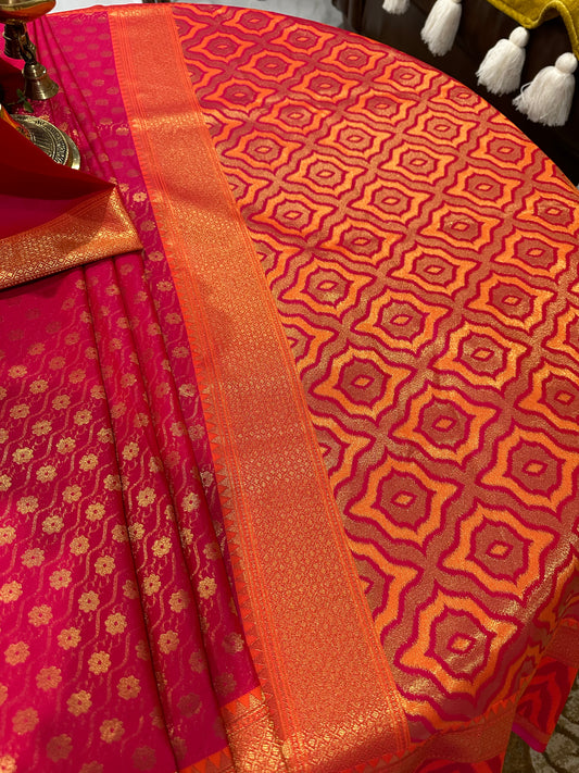 Pink & Gold-Toned Floral Silk Blend Banarasi Saree